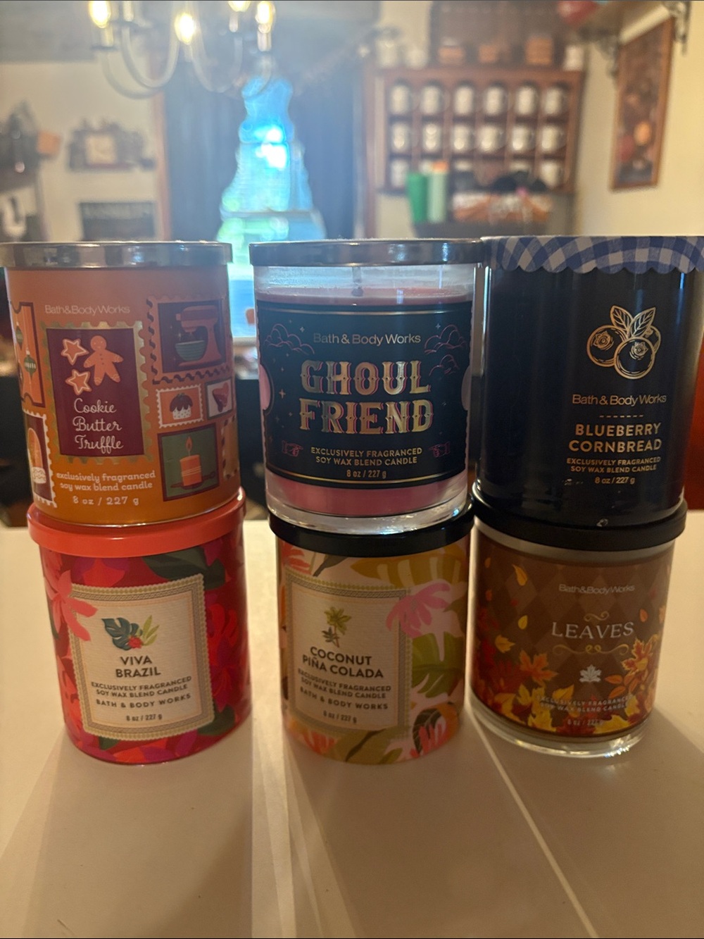 Assorted bath and body works single wick candles (6)